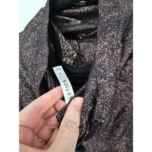 Fabletics Liora Womens Sz S metallic gold/bronze glam activewear vest - Picture 3 of 4